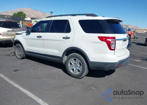2011 Ford Explorer z USA, uszkodzony, nr VIN 1FMHK8B82BGA22957